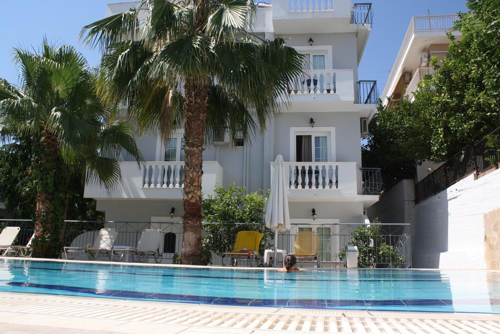 Skalidis Apartments Толон Екстериор снимка