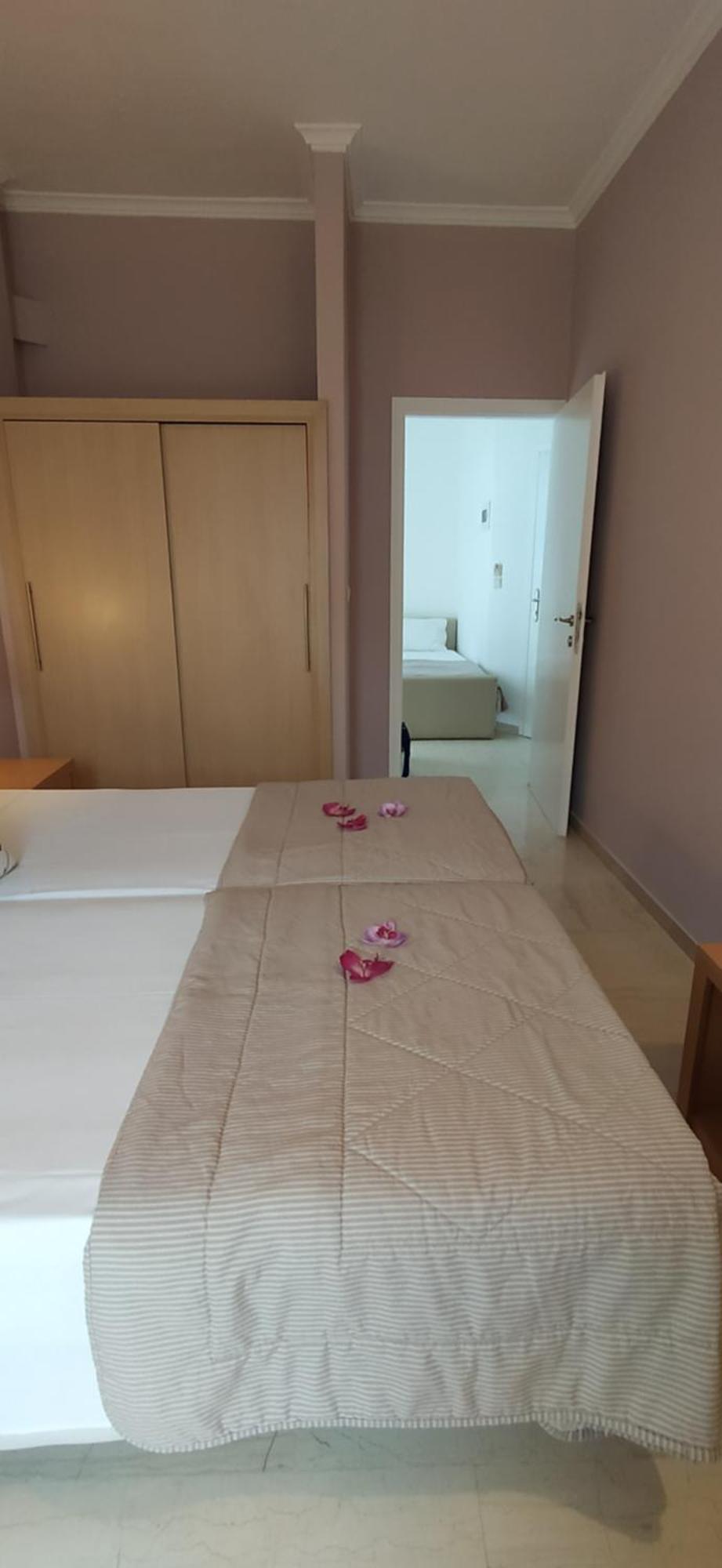 Skalidis Apartments Толон Стая снимка